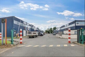 Plus de détails pour 4 Route De Longjumeau, Chilly-Mazarin - Local d'activités à louer