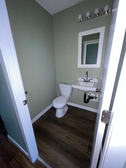 2981 Simpson Rd, Richmond, BC à vendre - Photo intérieure - Image 2 de 8