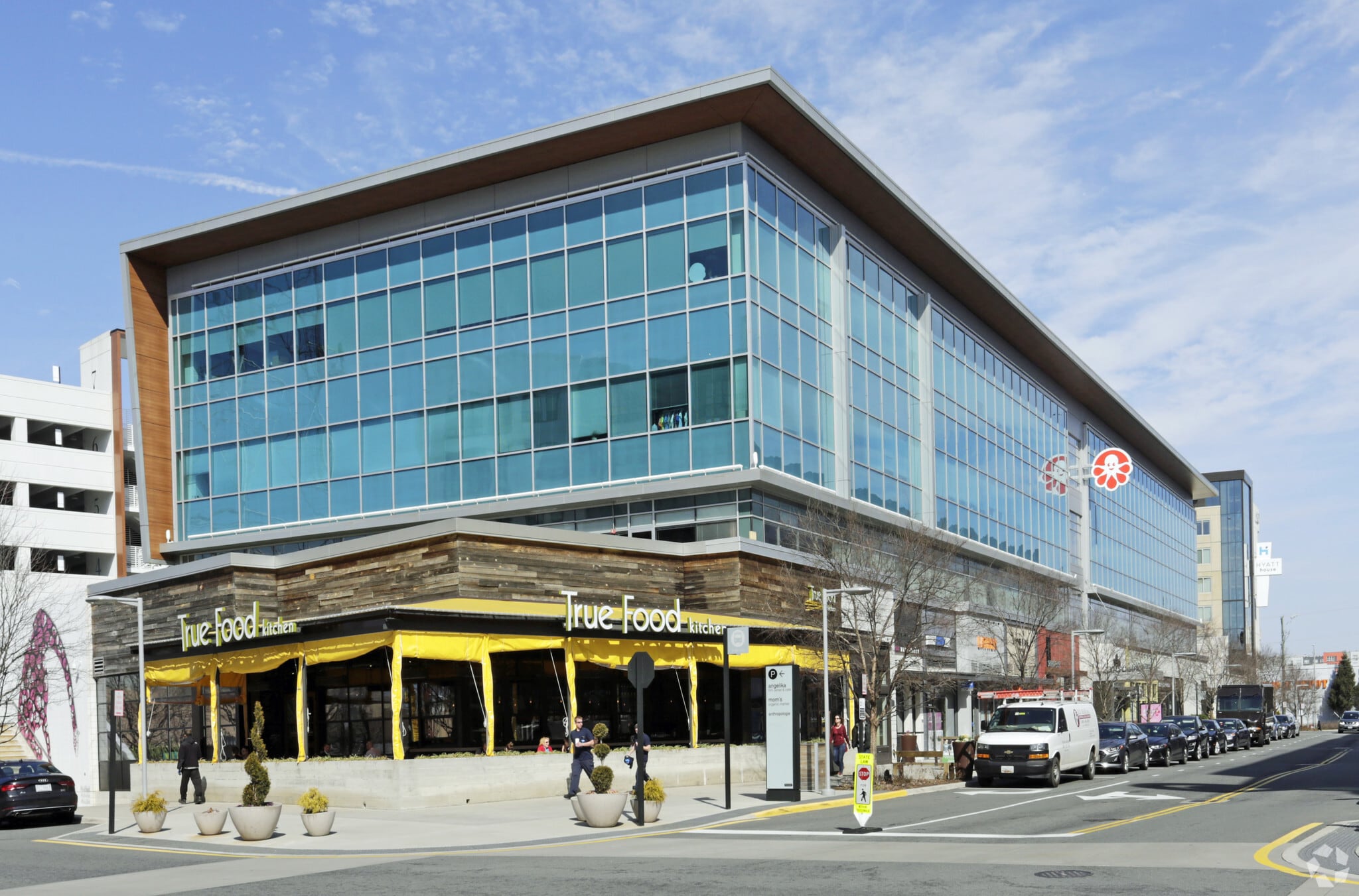 2905 District Ave, Fairfax, VA for lease Primary Photo- Image 1 of 10