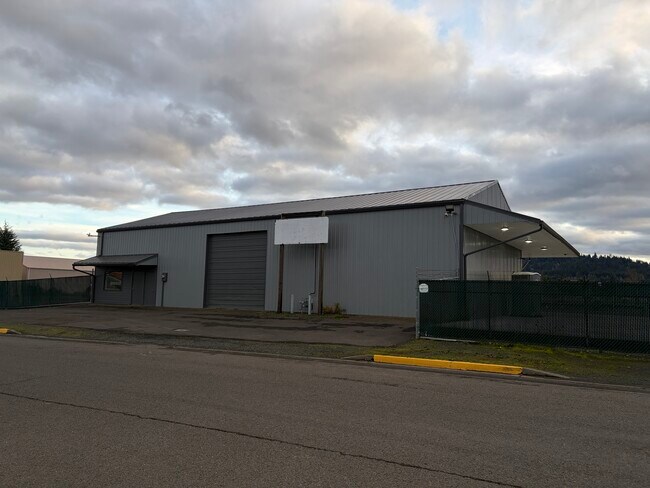 More details for 3960 W 12th Ave, Eugene, OR - Industrial for Lease