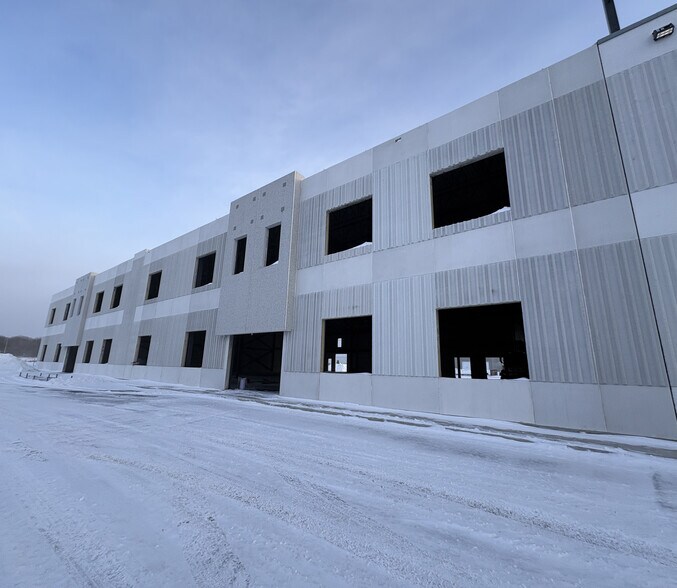 420 Addison Hall Cir, Aurora, ON for lease - Construction Photo - Image 2 of 3