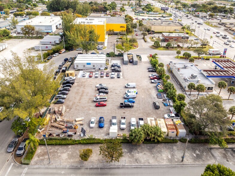 NW 27th Pl & NW 120th Ter, Miami, FL à vendre - Photo du bâtiment - Image 3 de 5