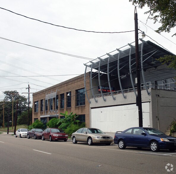 1201 Main St, Baton Rouge, LA for lease - Building Photo - Image 2 of 8
