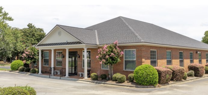 618A N Westover Blvd, Albany, GA for lease - Primary Photo - Image 1 of 2