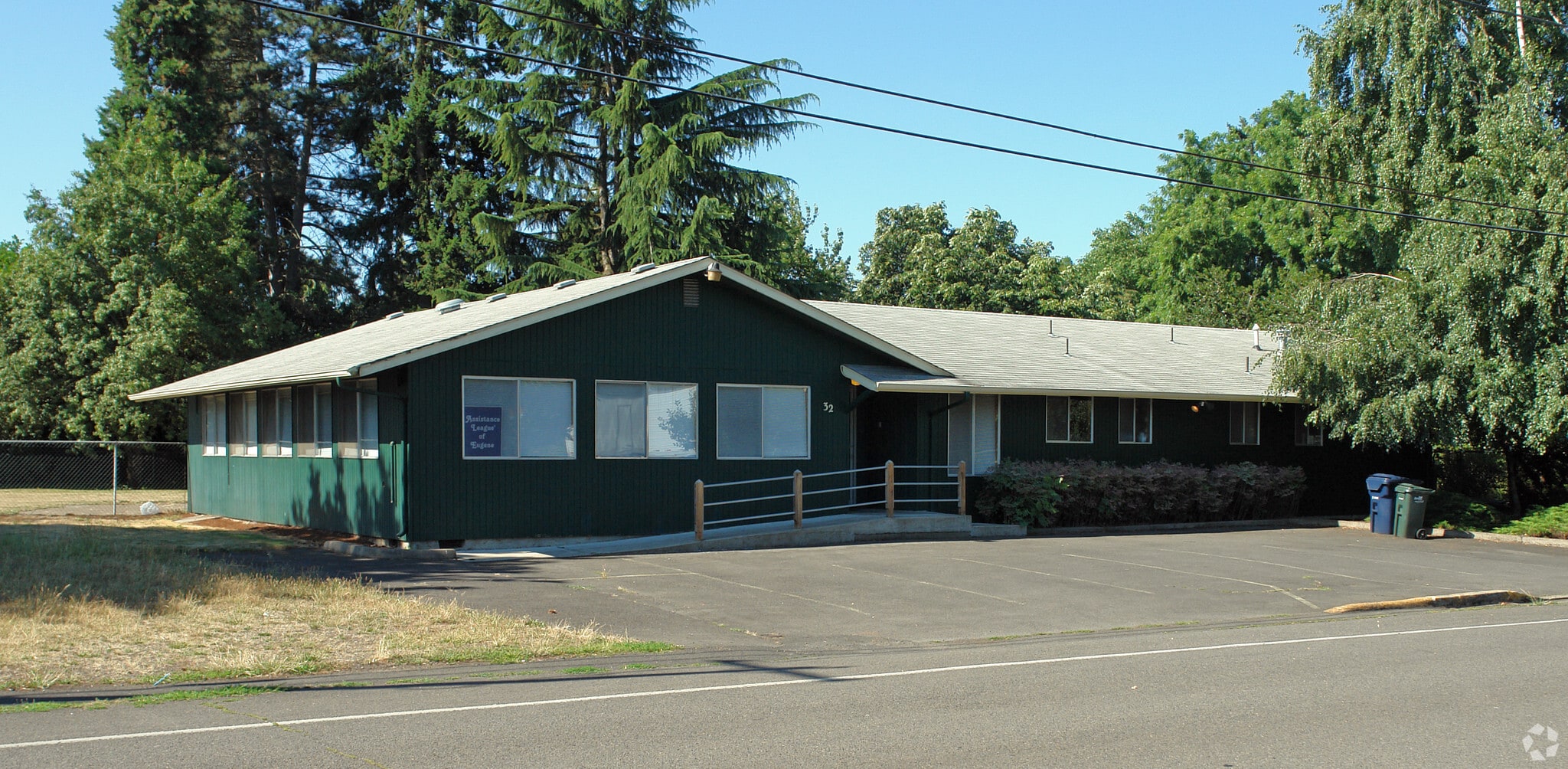 32 Marion Ln, Eugene, OR for sale Primary Photo- Image 1 of 7