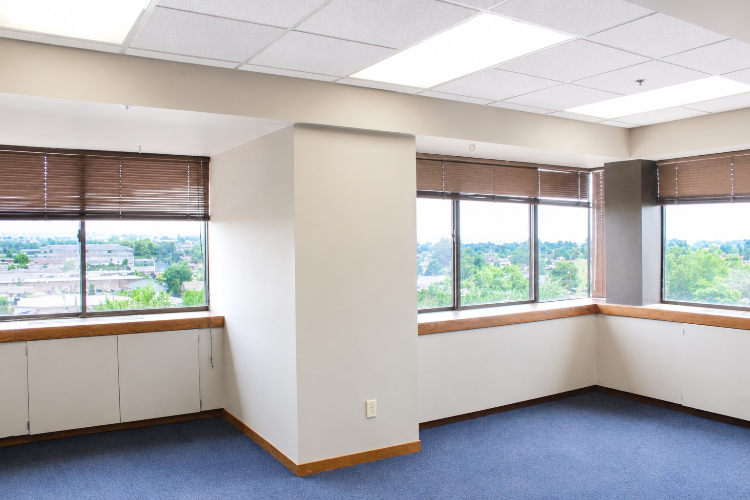 402 E Yakima Ave, Yakima, WA for lease Interior Photo- Image 1 of 5
