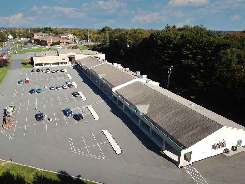 2229-2255 Paxton Church Rd, Harrisburg, PA for lease - Building Photo - Image 2 of 9