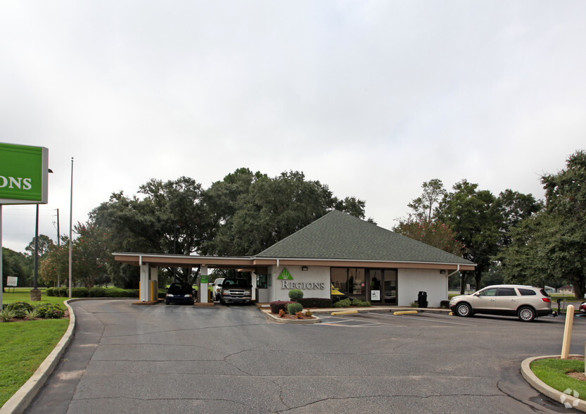 4455 Mobile Hwy, Pensacola, FL for sale - Primary Photo - Image 1 of 70