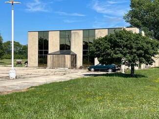 Plus de détails pour 1821 E Norris Dr, Ottawa, IL - Industriel à vendre