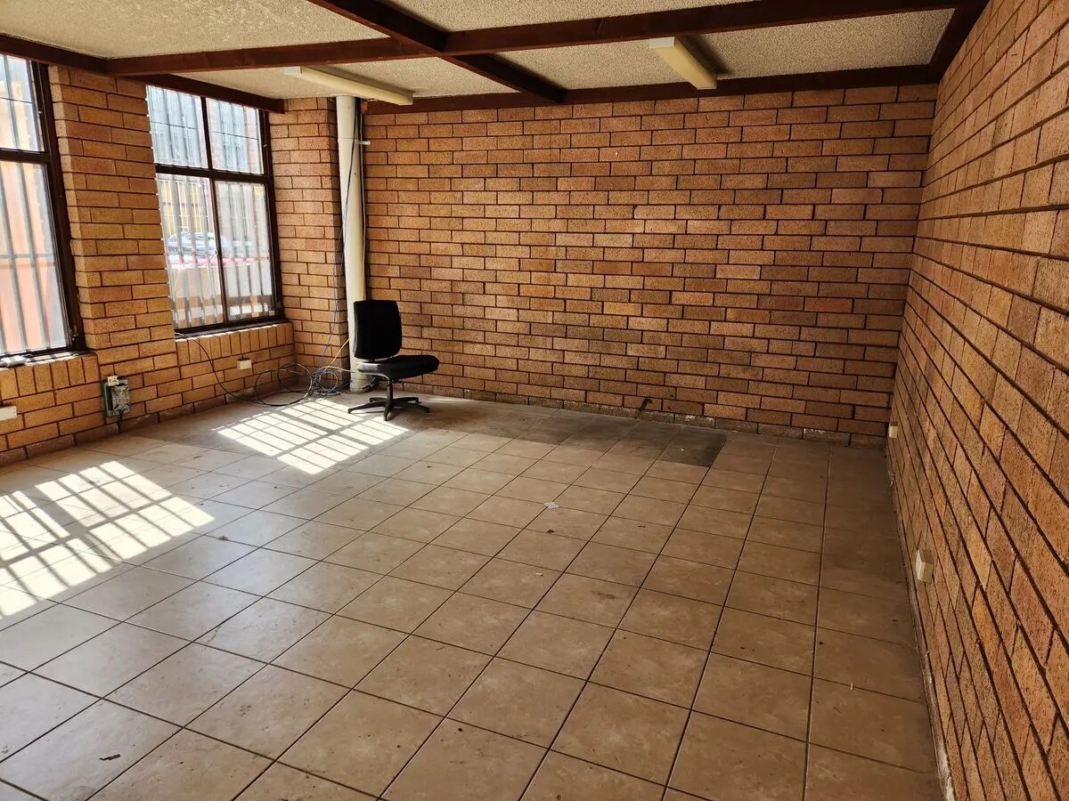 76 Hume Hwy, Lansvale for lease Interior Photo- Image 1 of 5