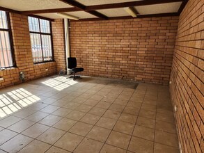 76 Hume Hwy, Lansvale for lease Interior Photo- Image 1 of 5