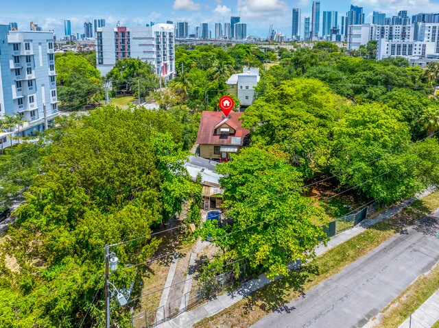 1234 NW 7th Ave, Miami, FL à vendre - Photo du bâtiment - Image 2 de 3