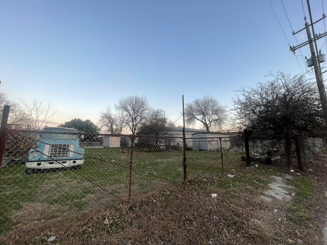 136,144 Kelsey Ave portfolio of 2 properties for sale on LoopNet.ca - Building Photo - Image 3 of 8