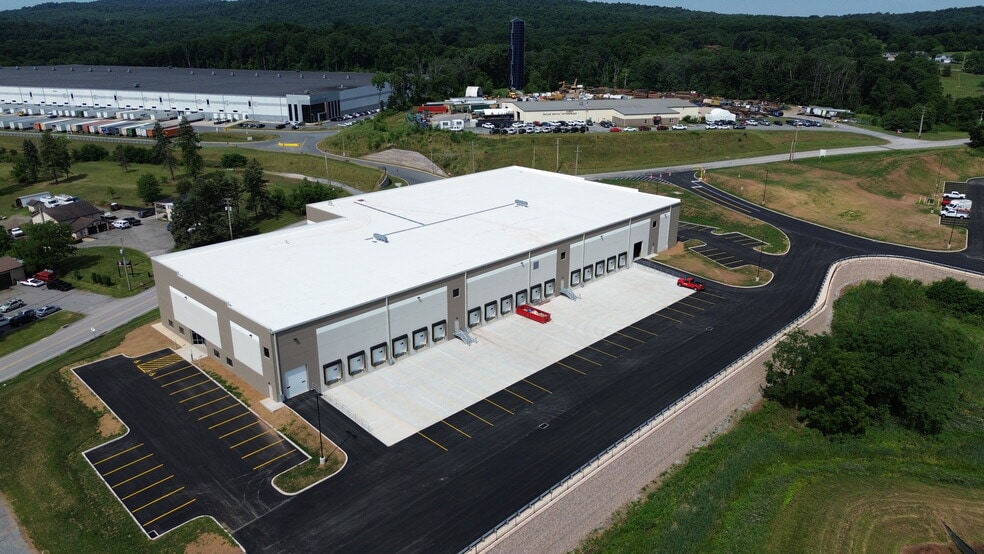 265 Cloverleaf Rd, York, PA for lease - Aerial - Image 1 of 1