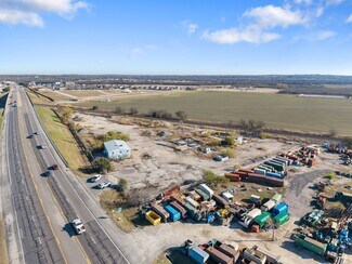 Plus de détails pour 3024 N Main St, Cleburne, TX - Industriel à louer