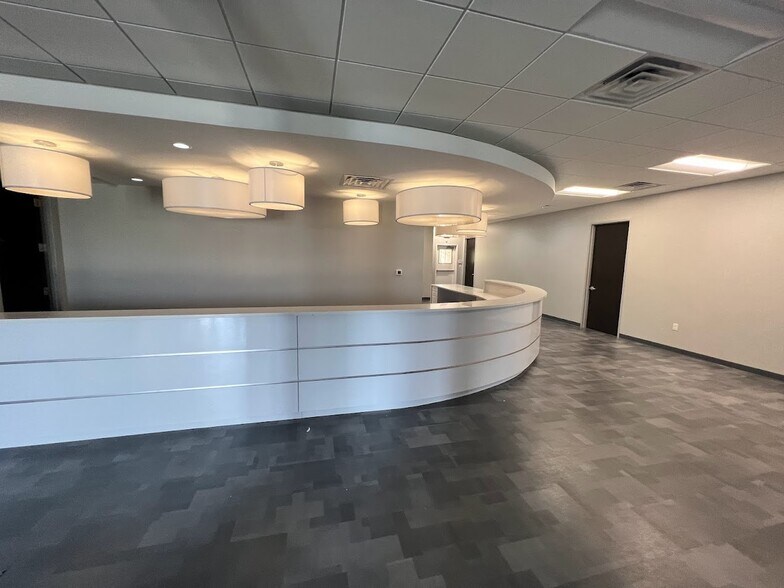 5750 Stratum Dr, Fort Worth, TX à vendre - Photo intérieure - Image 2 de 12