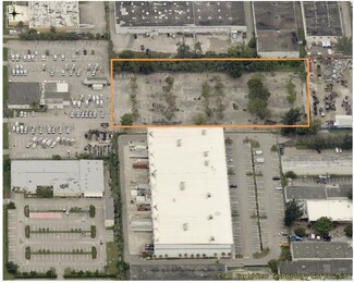 Plus de détails pour NW 133rd St, Opa Locka, FL - Terrain à louer