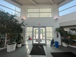 450 Grant St, Akron, OH for lease Building Photo- Image 1 of 10