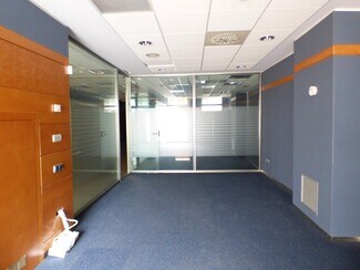 Plus de détails pour Multi-résidentiel à vendre