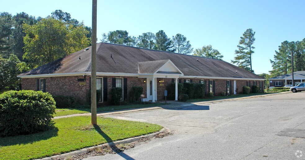 17 Surrey Ct, Columbia, SC for lease - Building Photo - Image 3 of 8