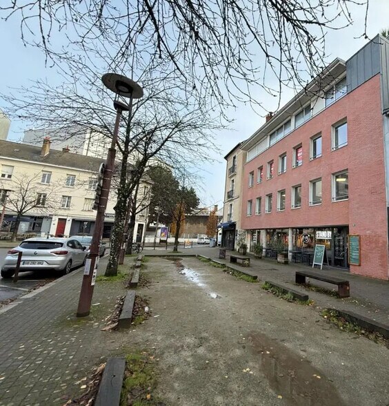 13 Rue Alain Barbe Torte, Nantes à louer - Photo du bâtiment - Image 1 de 8