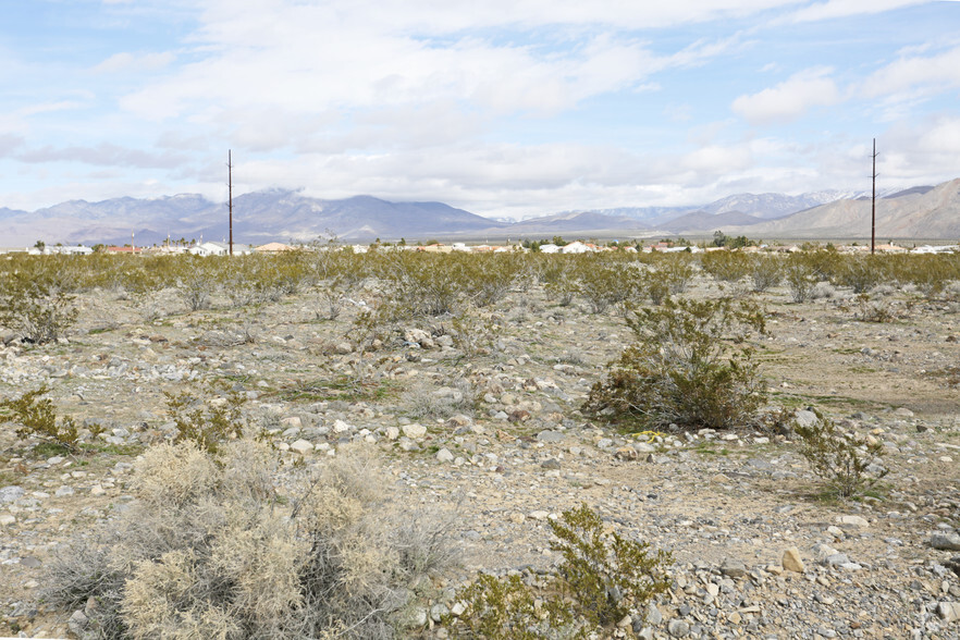 3361 E Cortina St, Pahrump, NV à vendre - Photo principale - Image 1 de 1