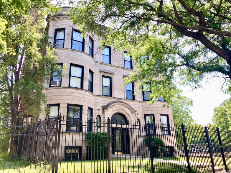 5627 S Indiana Ave, Chicago, IL à vendre - Photo principale - Image 1 de 6