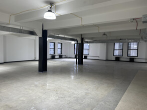 225 Broadway, New York, NY for lease Interior Photo- Image 2 of 3