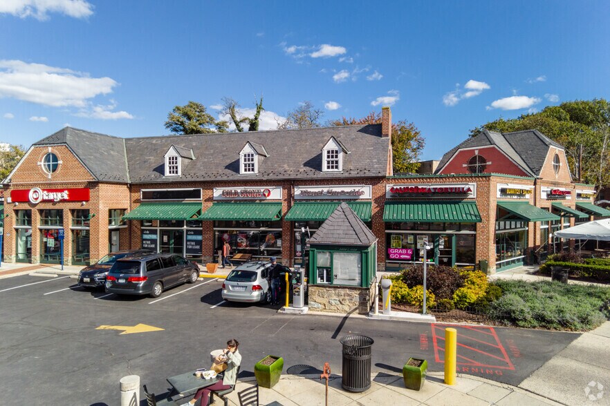 3501-3529 Connecticut Ave NW, Washington, DC à louer - Photo du bâtiment - Image 2 de 17