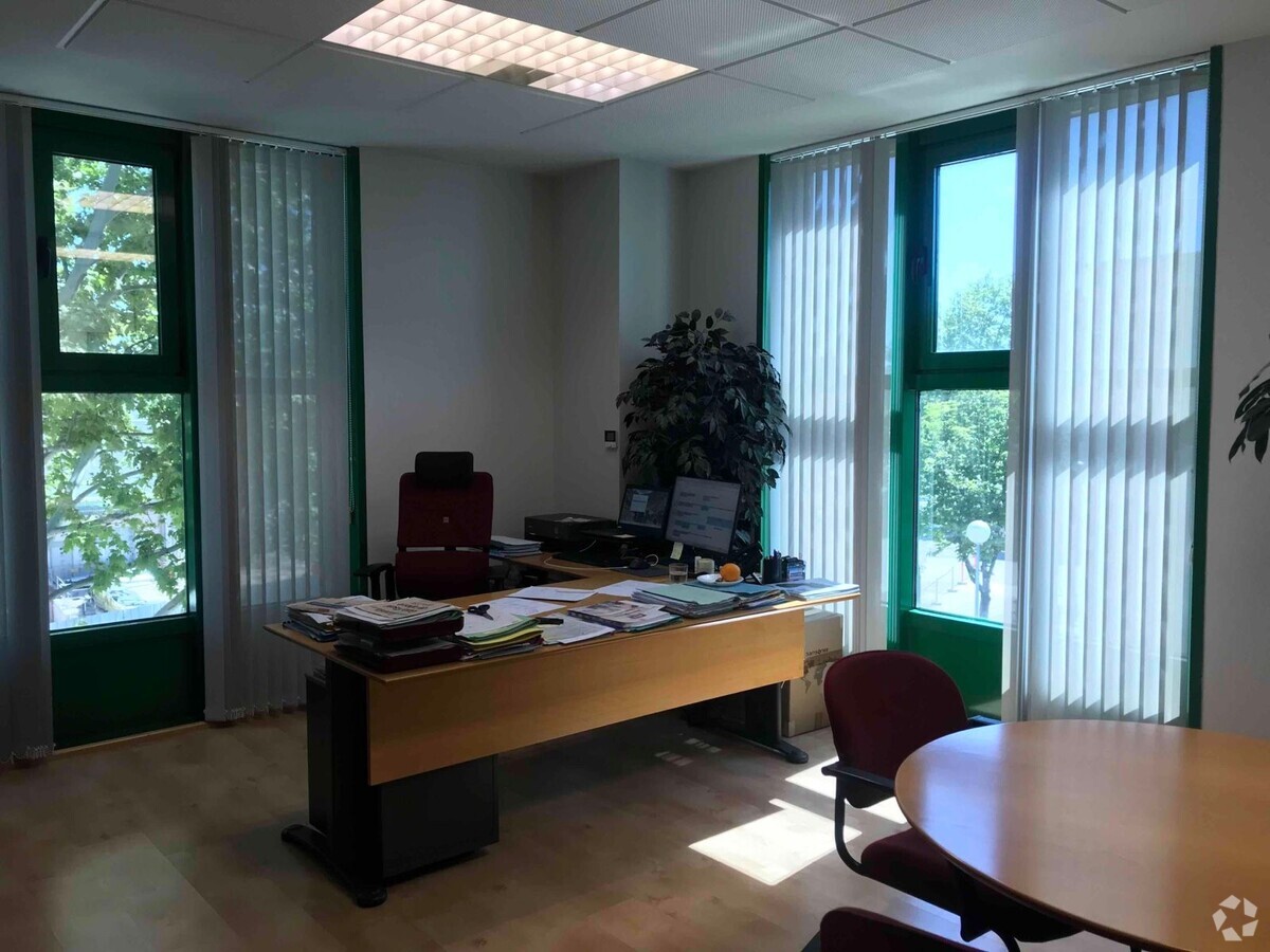 Avenida Fuente Nueva, 12, San Sebastián de los Reyes, MAD 28703 - Unit Puerta 33, Esc. A - - Interior Photo - Image 1 of 8