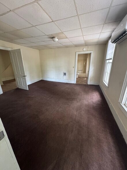 403 Greenville St, Abbeville, SC à vendre - Photo intérieure - Image 1 de 24