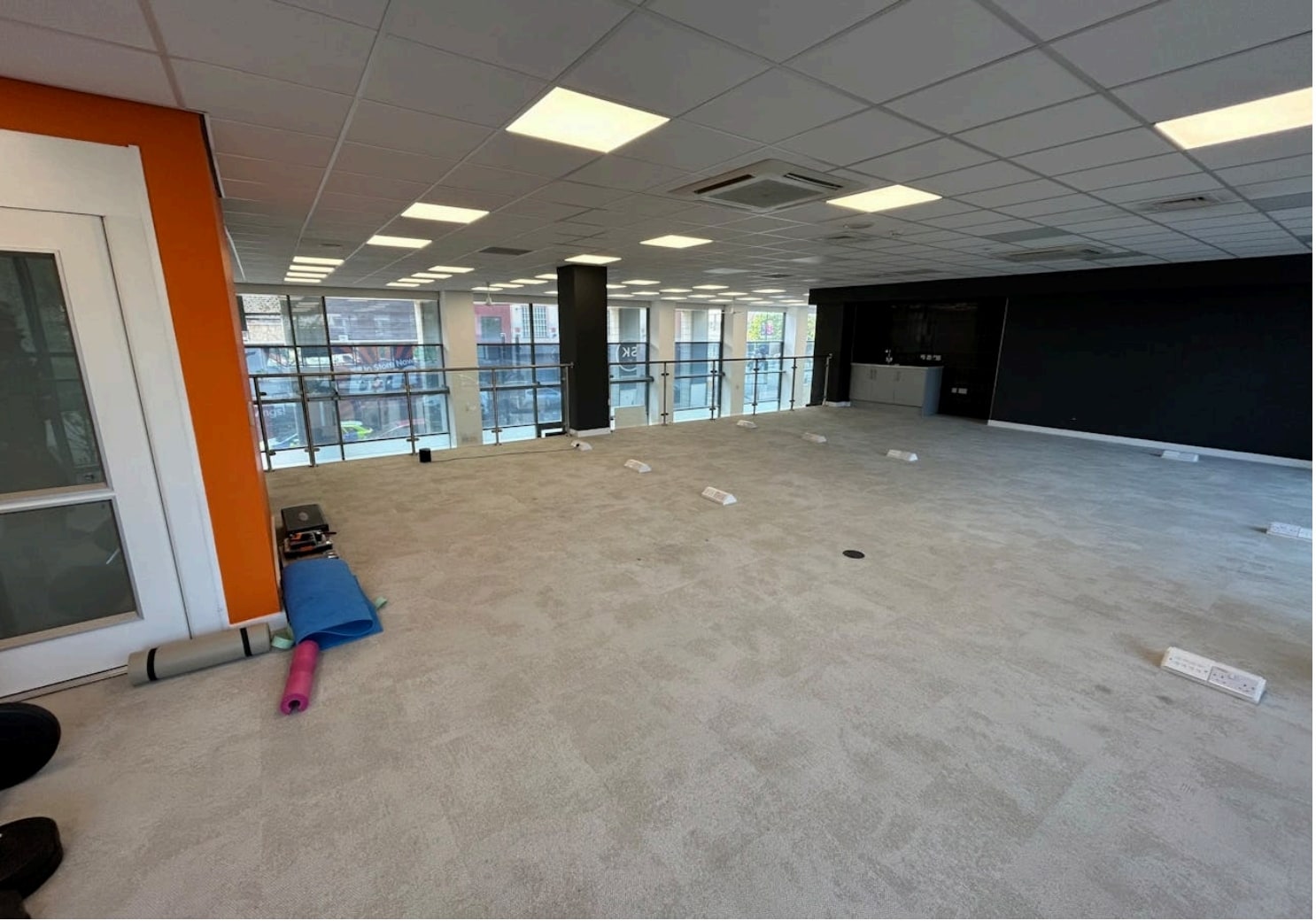 11 Waterloo Sq, Newcastle Upon Tyne for lease Interior Photo- Image 1 of 11