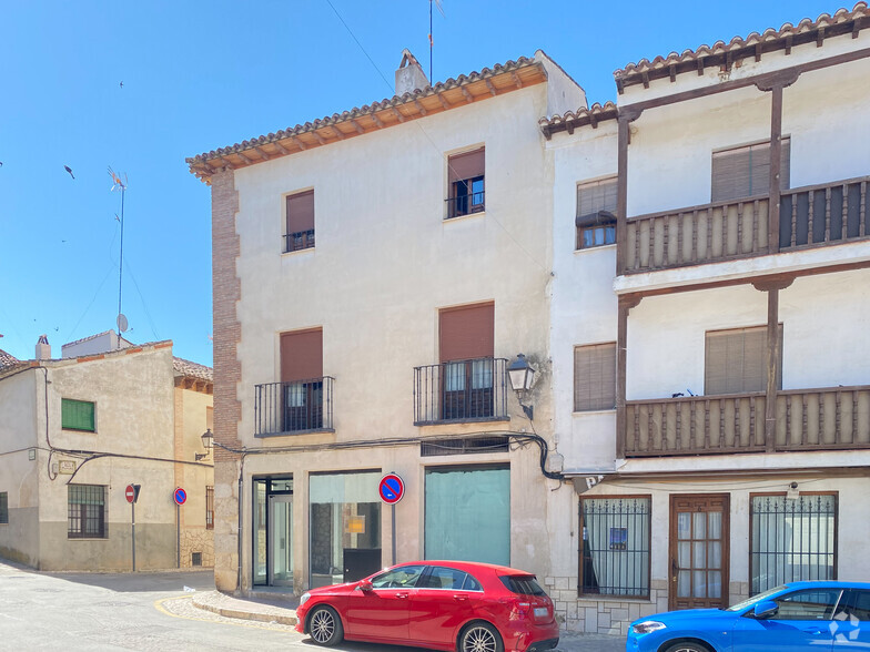 Calle Benito Hortelano, 5, Chinchón, Madrid à louer - Photo du bâtiment - Image 2 de 2