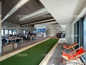 Office in Lyon for lease Interior Photo- Image 2 of 8