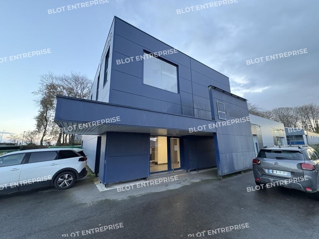 Office in Gouesnou for lease Building Photo- Image 1 of 25