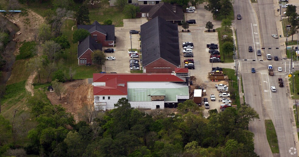 313 E Edgewood Dr, Friendswood, TX à vendre - Aérien - Image 3 de 3