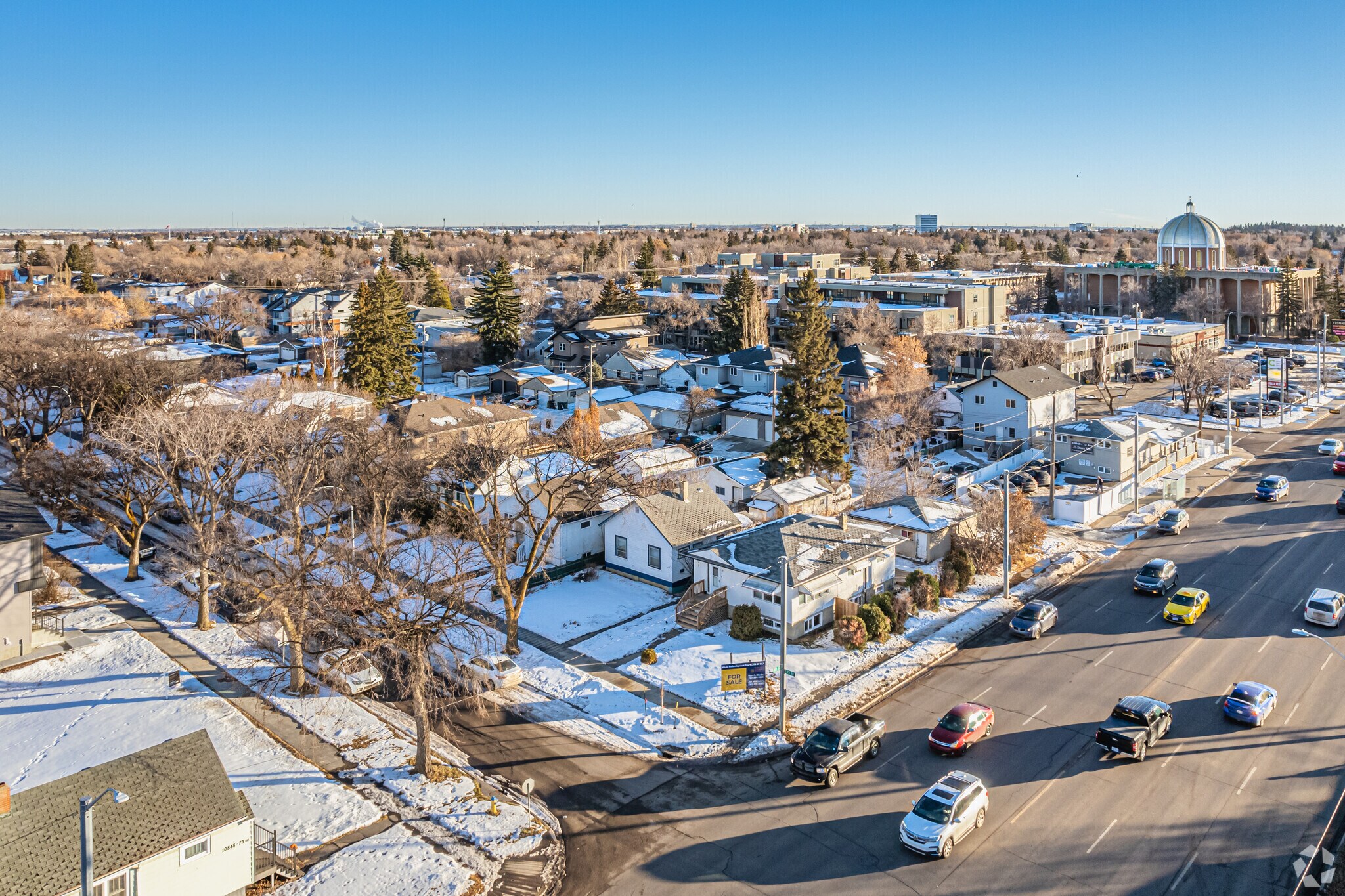10839-10849 73rd Ave NW, Edmonton, AB à vendre Photo du bâtiment- Image 1 de 1
