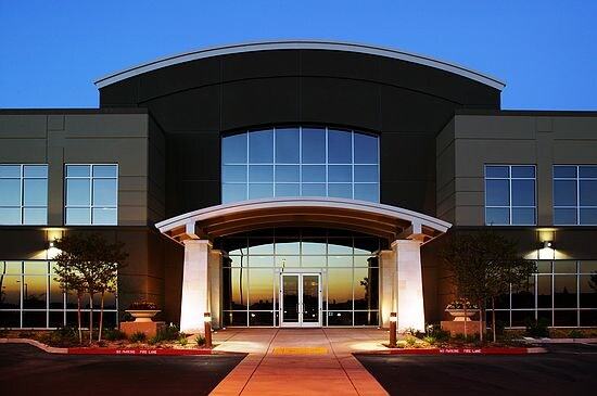 9280 W Stockton Blvd, Elk Grove, CA à louer - Photo du bâtiment - Image 2 de 8