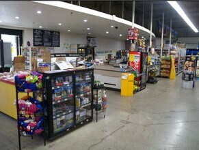 1935 Santa Rosa Ave, Santa Rosa, CA à louer Photo intérieure- Image 2 de 7