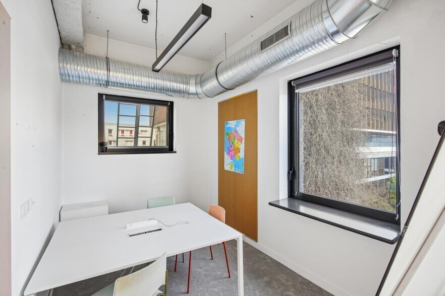 Bureau dans Saint-Ouen-sur-Seine à louer - Photo intérieure - Image 3 de 15