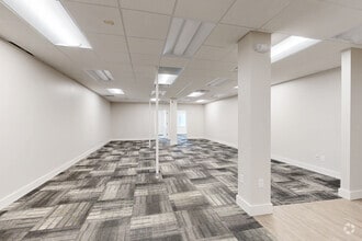 11620 Arbor St, Omaha, NE à louer Numérisation 3D de Matterport- Image 1 de 14