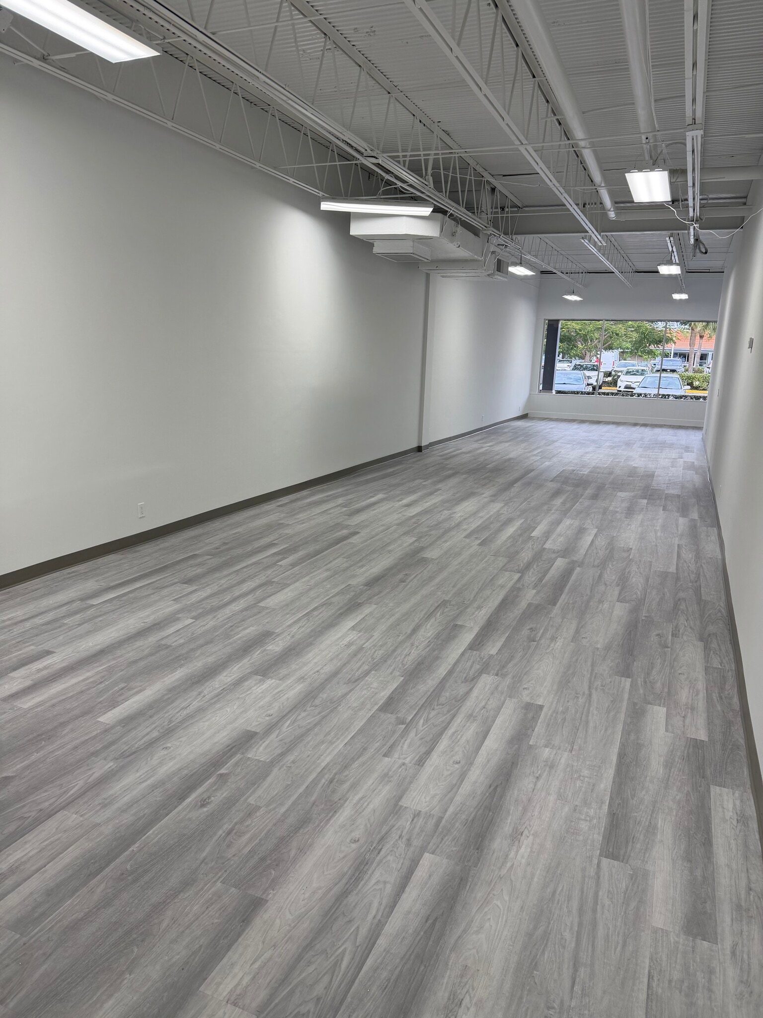 3102-3372 S University Dr, Miramar, FL for lease Interior Photo- Image 1 of 2