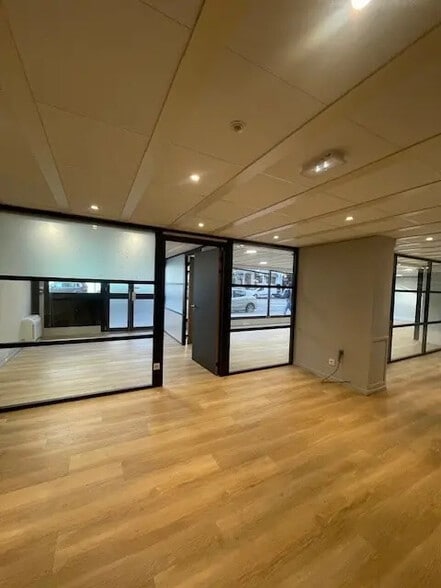 92 Cours Vitton, Lyon for lease - Interior Photo - Image 2 of 7