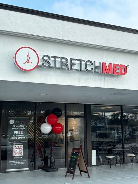 1155 S Dale Mabry Hwy, Tampa, FL à louer - Photo du bâtiment - Image 2 de 18