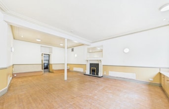 29-35 Esslemont Ave, Aberdeen for lease Interior Photo- Image 2 of 4