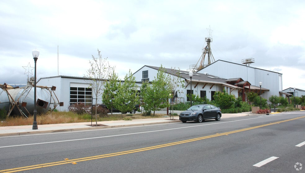 17500 Depot St, Morgan Hill, CA for lease - Building Photo - Image 3 of 8