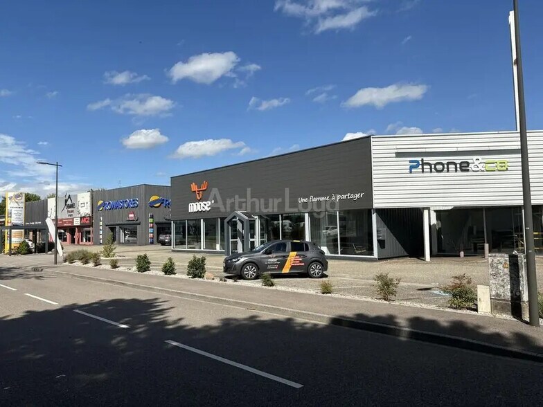 Commerce de détail dans Vendenheim à louer - Photo du bâtiment - Image 2 de 11