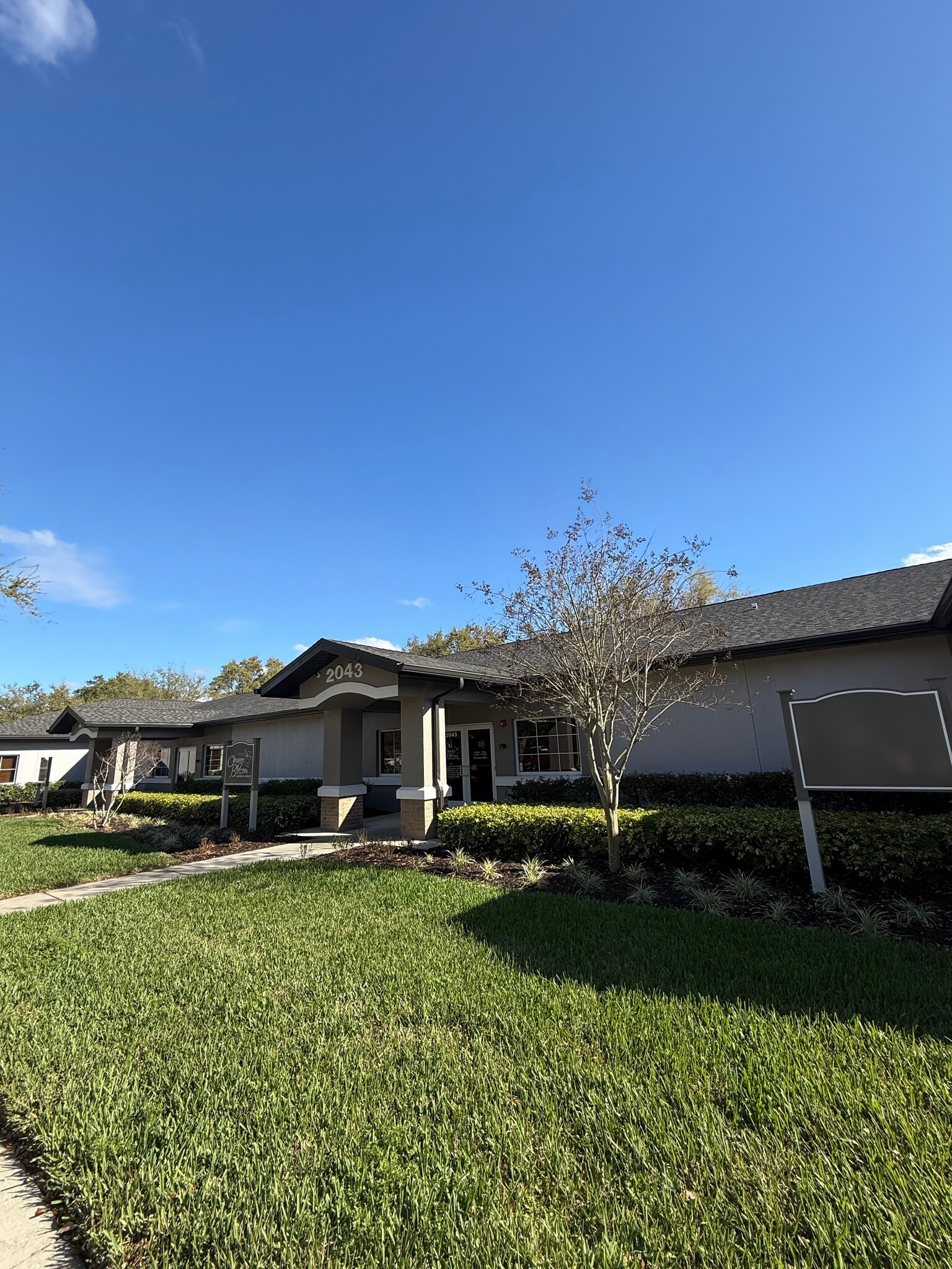 2039 Little Rd, Trinity, FL à louer Photo du bâtiment- Image 1 de 14