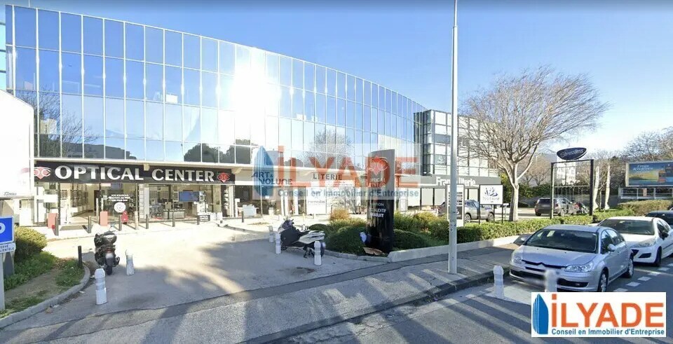 33 Avenue De Hambourg, Marseille à louer - Photo du bâtiment - Image 2 de 6