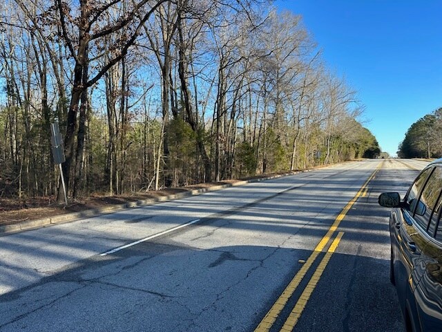 901 Bypass 72 NW Byp, Greenwood, SC à vendre - Photo du bâtiment - Image 3 de 3